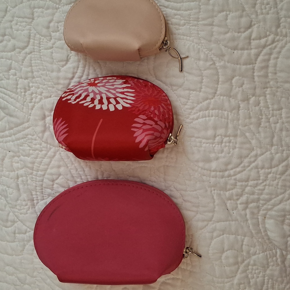 Pink and Red Floral Women's Make Up Bag Set